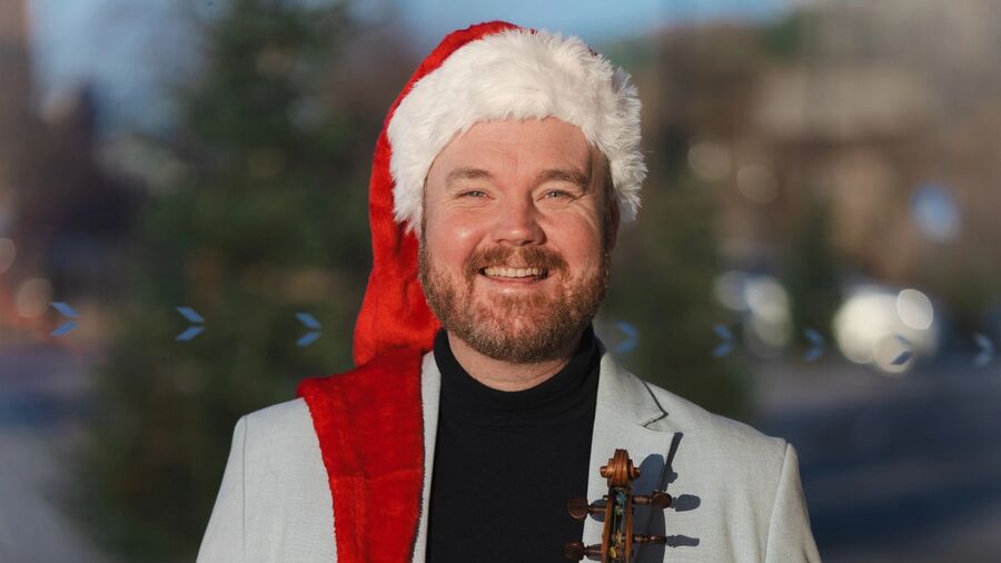 En strykekvartett fra Kristiansand Symfoniorkester sørger for julestemning på biblioteket 12. desember. 